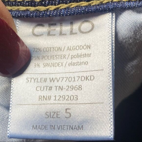 Cello | Factory Distressed Denim High Rise Skinny Raw Hem Skinny Jeans - Picture 3 of 4